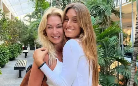 Lola Latorre y su madre, Yanina