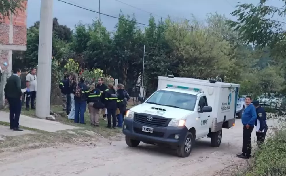 "Maté a tu mamá": la asesinó, le mandó un WhatsApp al hijo y se sentó a esperar con whisky en mano a la policía