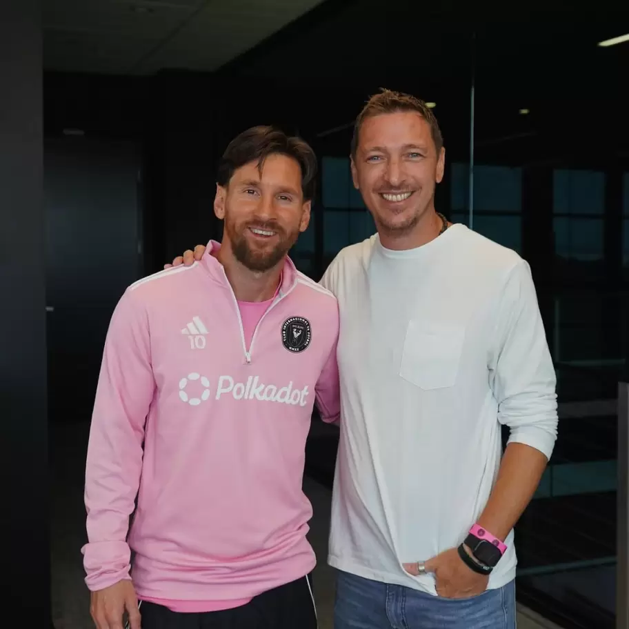 Lionel Messi y Pedro Wolff