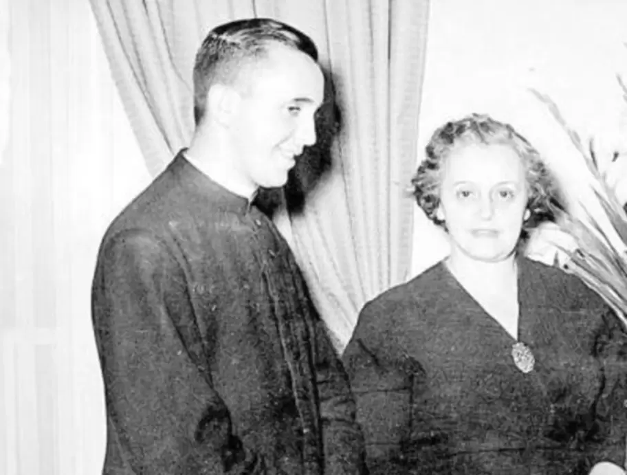 Jorge Bergoglio y Amalia Damonte.