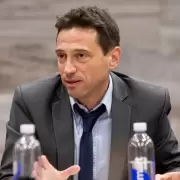 Moretti, arrinconado: la coartada de la "donación" se cayó y Ortigoza lo denunció