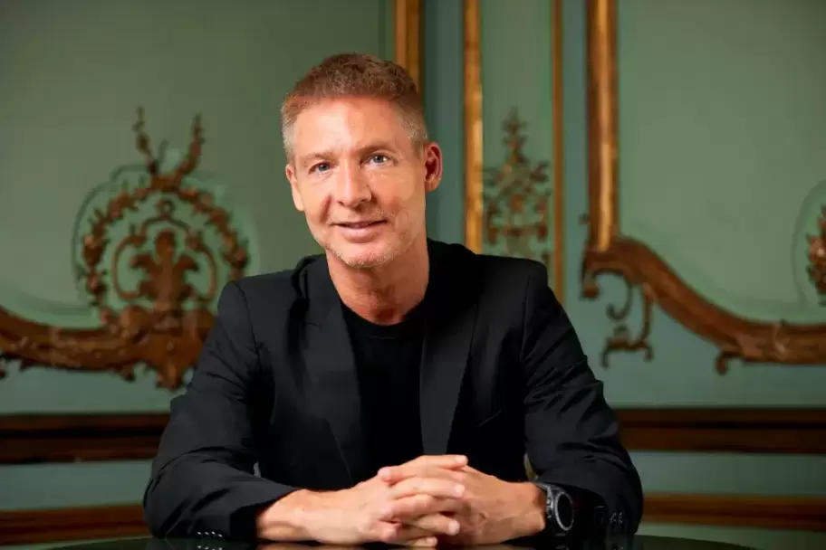 Adrián Suar