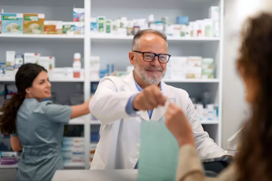 Justicia falla a favor de las cámaras farmacéuticas y pone un freno a la venta de medicamentos libres