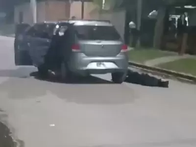 Un policía mató a dos delincuentes que intentaron asaltarlo mientras trabajaba como chofer de Uber