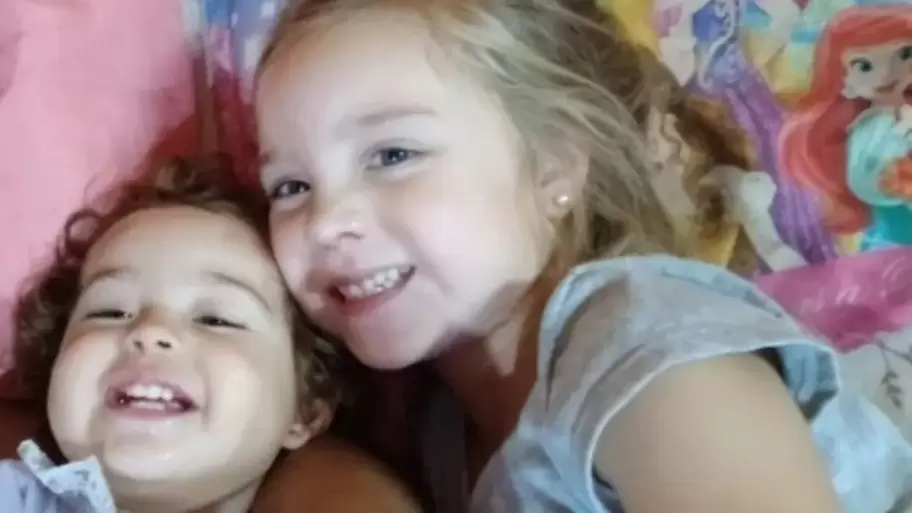 Delfina y Pilar Hecker