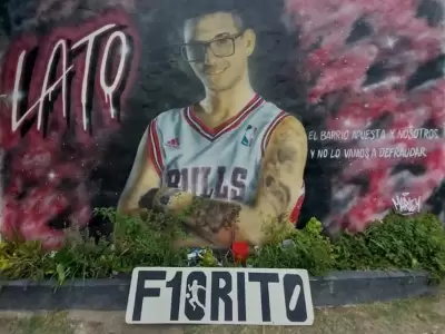 Lautaro "Lato" Leandro fue asesinado el 18 de septiembre de 2022 en Santa Fe, pero su barrio de Villa Fiorito no lo olvida.