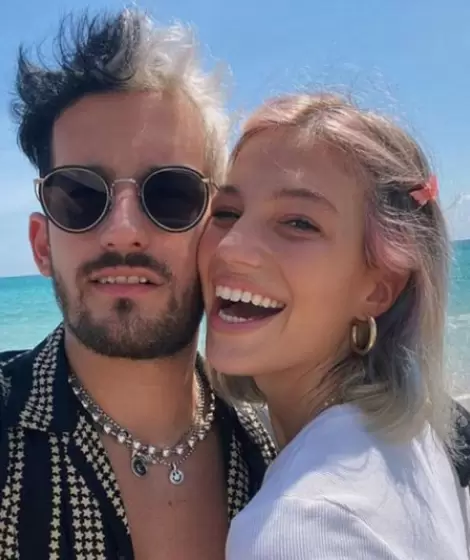 La historia entre Ricky Montaner y Stefi Roitman, por ahora, sigue.