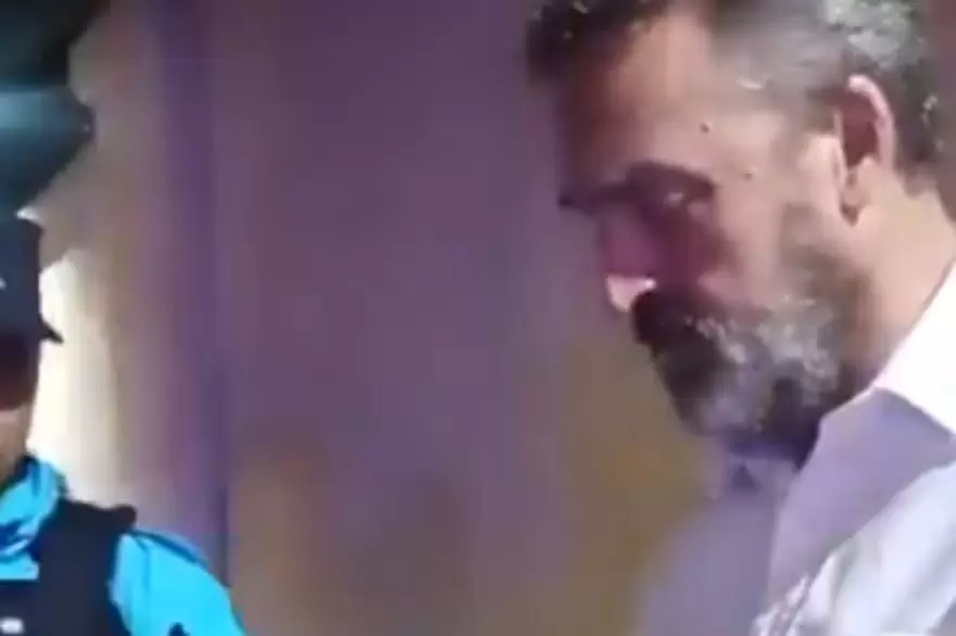"Te matara por gay": brutal ataque homofbico y amenazas de muerte en un control de alcoholemia en La Plata