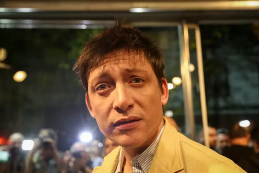 Las fotos de Antonio Becerra que incomodaron a Santiago Caputo