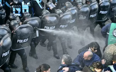 Reprimen a trabajadores del INTI