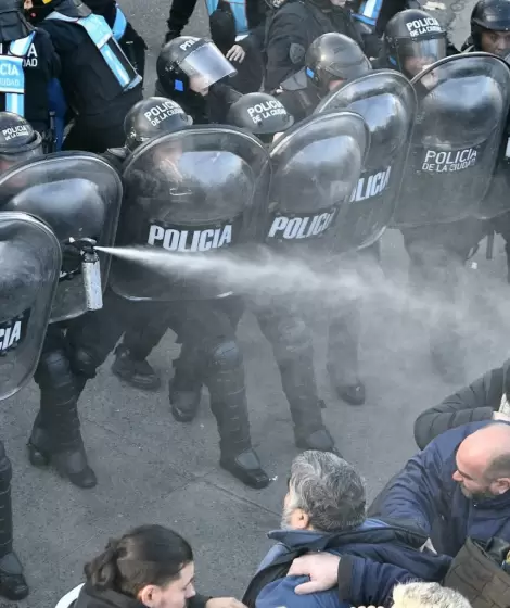 Reprimen a trabajadores del INTI