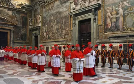 El Vaticano se sumerge en un clima de recogimiento y expectativa