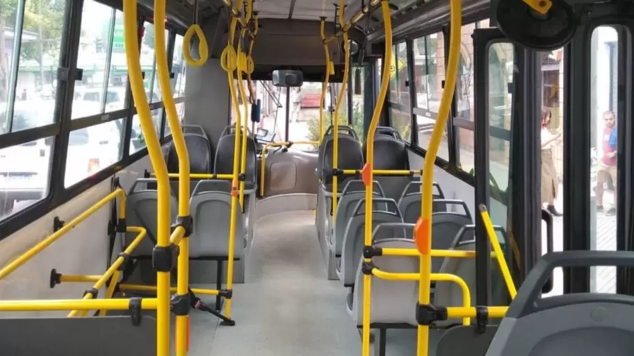 Paro de colectivos hasta la medianoche