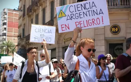 Recortes en la ciencia argentina
