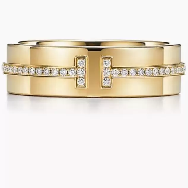 El bello anillo de compromiso que compr en Tiffany & Co Mauro Icardi para Eugenia "La China" Surez.