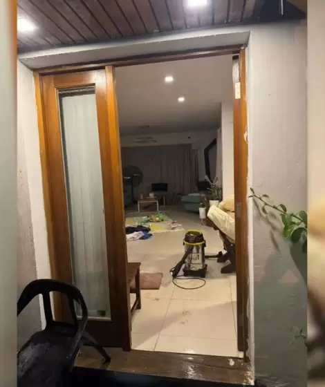 Una familia volvió de un viaje y delincuentes le habían robado hasta la carne del freezer