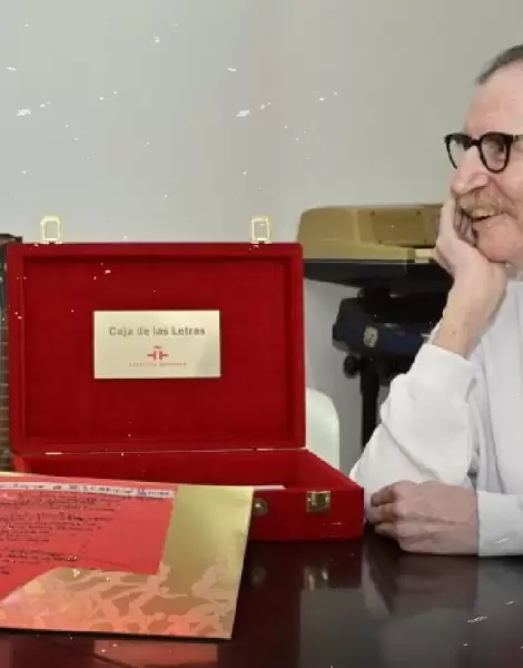 Charly inmortalizó dos de sus obras