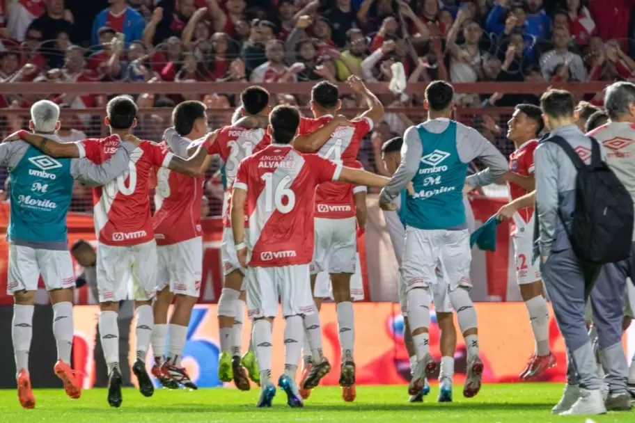 Argentinos venci por 3 a 1 a Instituto