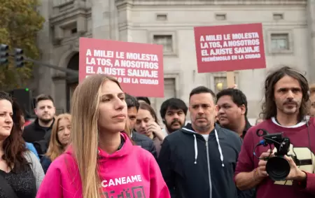Lula Levy cuando llevó el "camión de la tos" a Casa Rosada.