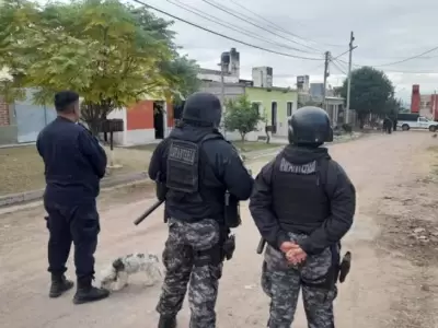 El femicida se atrincheró en su vivienda y finalmente se quitó la vida tras prender fuego el lugar.