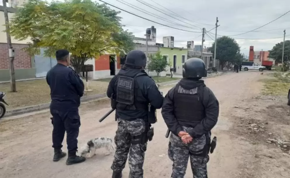 Terror en Jujuy: un hombre asesinó a su ex pareja, apuñaló a su hijo y se suicidó tras incendiar su casa