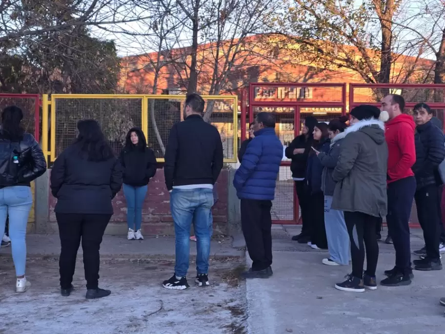 Escuela primaria N 200, barrio Gran Neuqun