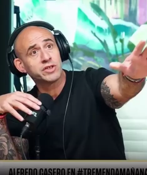 El intento inútil de Esteban Trebucq por calmar a Alfredo Casero y evitar que se vaya de su programa enojado.