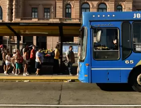 Colectiveros cobrarán más desde junio
