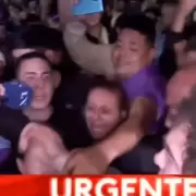 Escándalo en el acto de Adorni y Milei: denuncias por pagos incumplidos y el robo a un periodista en plena transmisión