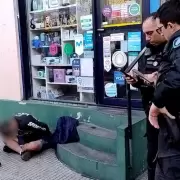 Drama, sangre y fuga en La Boca: intent matar a su hermano, le rob a un vecino y termin esposado en plena calle