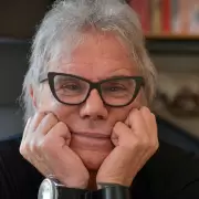 Beto Casella sali� a defender a su compa�ero tras los comentarios homof�bicos en su programa: "Es un personaje"