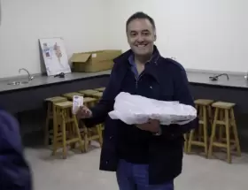 Manuel Adorni ya emitió su voto