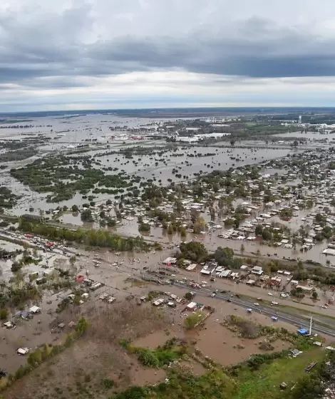 Intensas lluvias en Buenos Aires: ms de 2.900 evacuados y tres desaparecidos