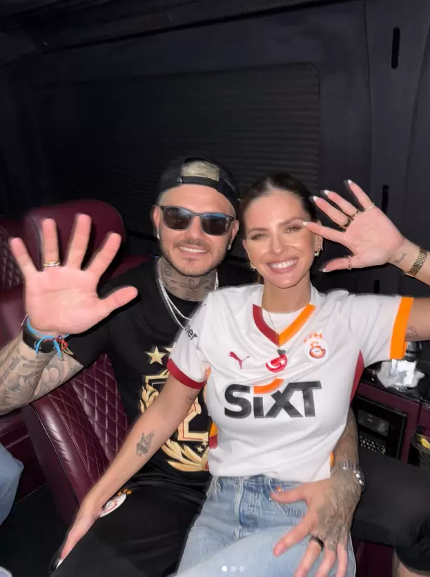 Mauro Icardi y "La China" Surez en la lujosa camioneta-limo que usaba Wanda en Turqua