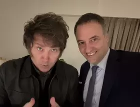 Javier Milei y Manuel Adorni