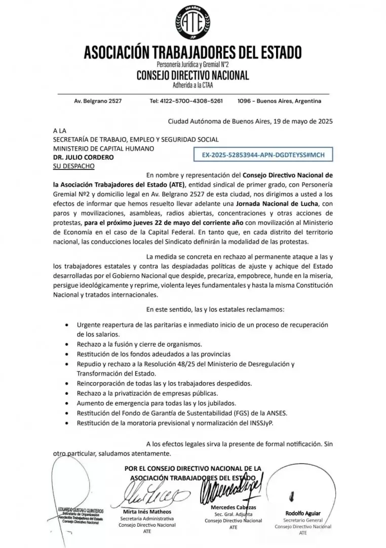 ATE moviliza al Ministerio de Economía