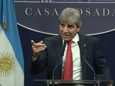 Caputo se cruz con Delfina Rossi