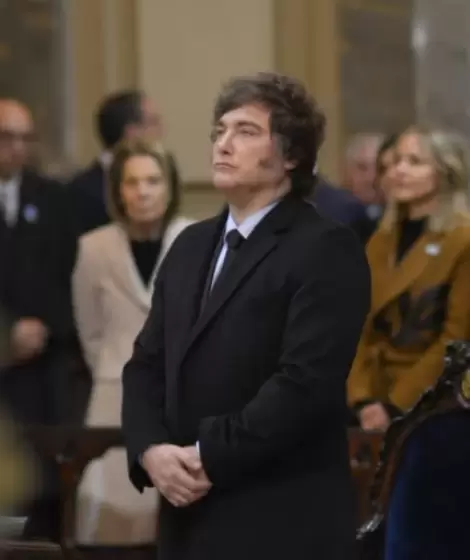 Javier Milei asistió al Tedeum sin una escarapela