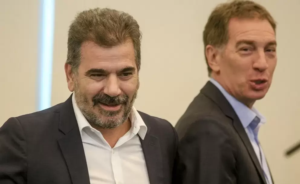 Desesperado, el PRO se rinde ante los Milei en busca de "meterle el último clavo al cajón del kirchnerismo"