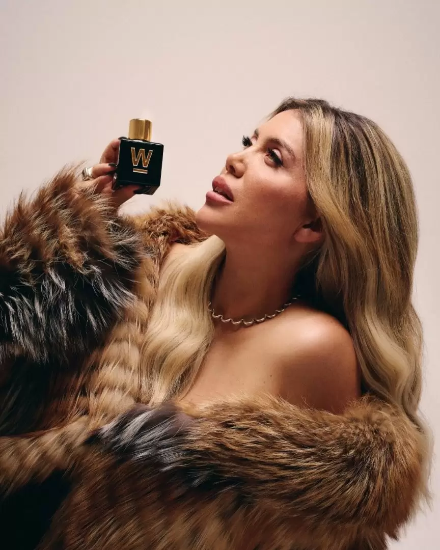 Wanda Nara y su perfume Leonessa