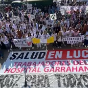 La motosierra de Milei en los pasillos del Garrahan: crónica de un vaciamiento anunciado