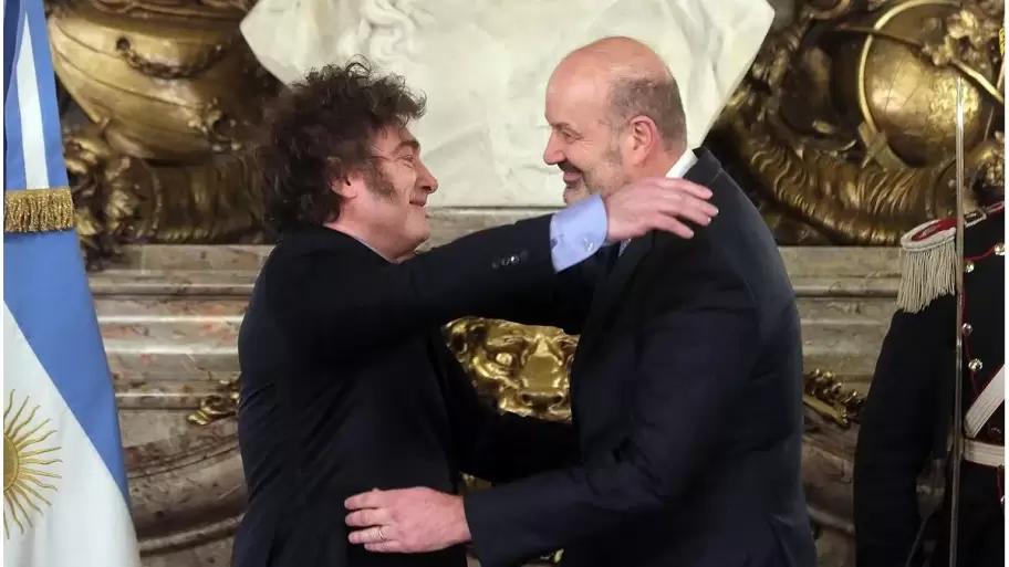 Milei confeccionó un ministerio a medida de Sturzenegger