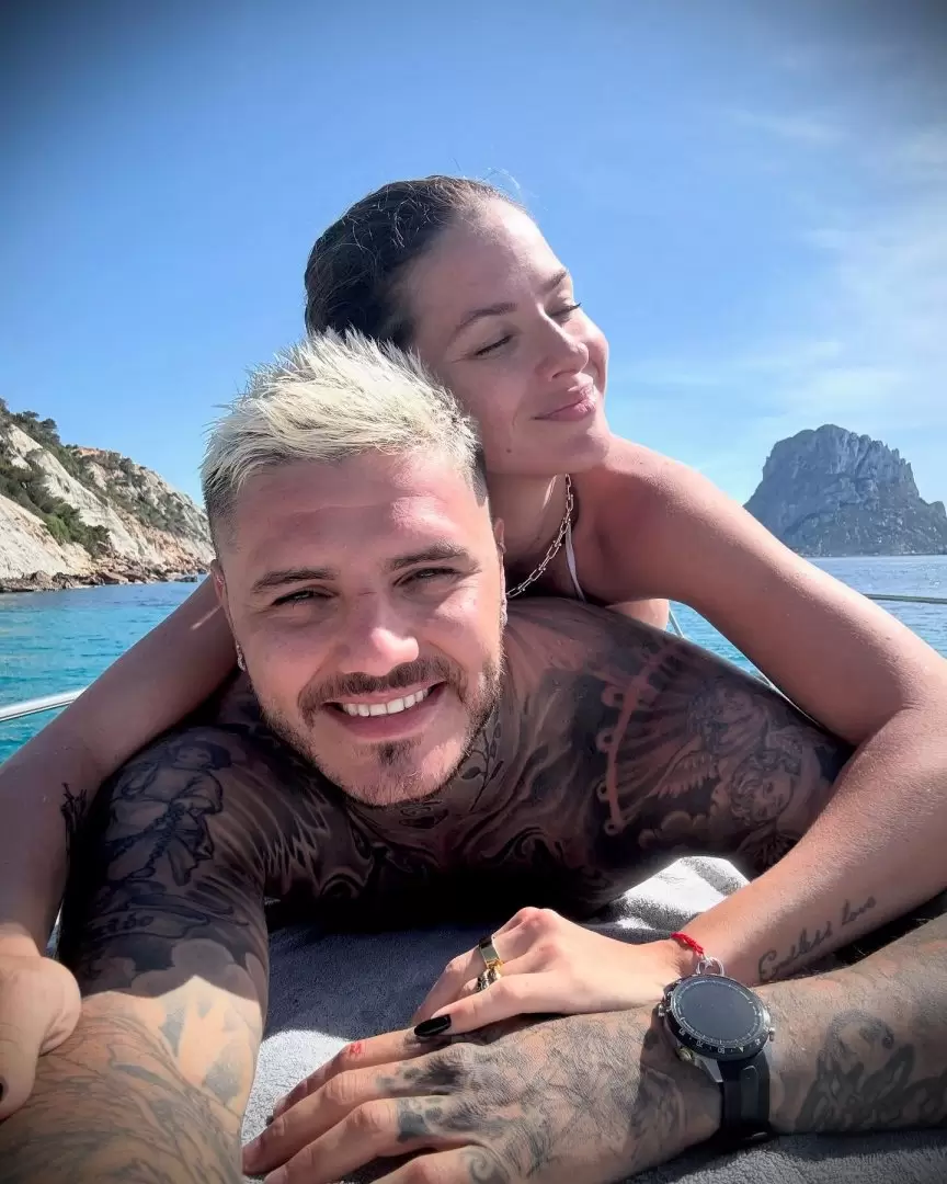 Mauro Icardi compartió unas románticas postales junto a la China Suárez.