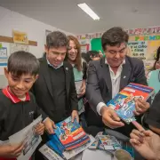 Un millón de Manuales y Kits Escolares: Fernando Espinoza y Axel Kicillof protegen la educación pública frente al ajuste