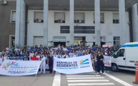 Los residentes del Hospital Posadas se prendieron al conflicto salarial.