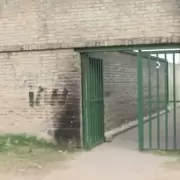 Escalofriante episodio en Rosario: un nene de 4 años llevó un arma al jardín de infantes