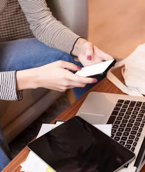 El email marketing permite automatizar campañas, segmentar audiencias y lograr mayor fidelización.