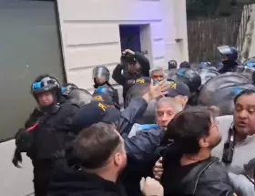 Grabois a punto de ser detenido