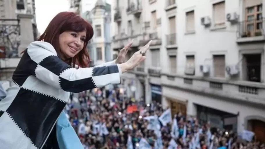 CFK desde el Instituto Patria, lugar donde nuevamente se reunirá la militancia