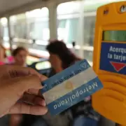 Tecnología fallida, monopolio y timba: el "curro" detrás de la "Sube tucumana" que expuso la crisis provincial del transporte